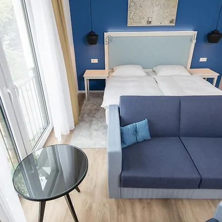 Zur Alten Post Hotel 4*